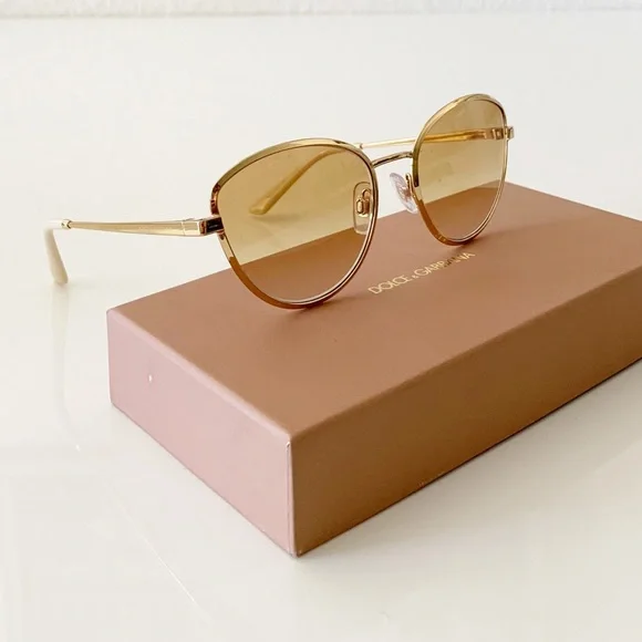 Dolce & Gabbana Sunglasses - NEW - Picture 2 of 9